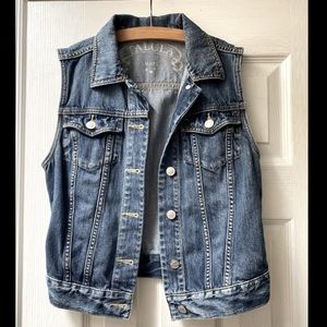 Aritzia Talula Jean Vest Size Small